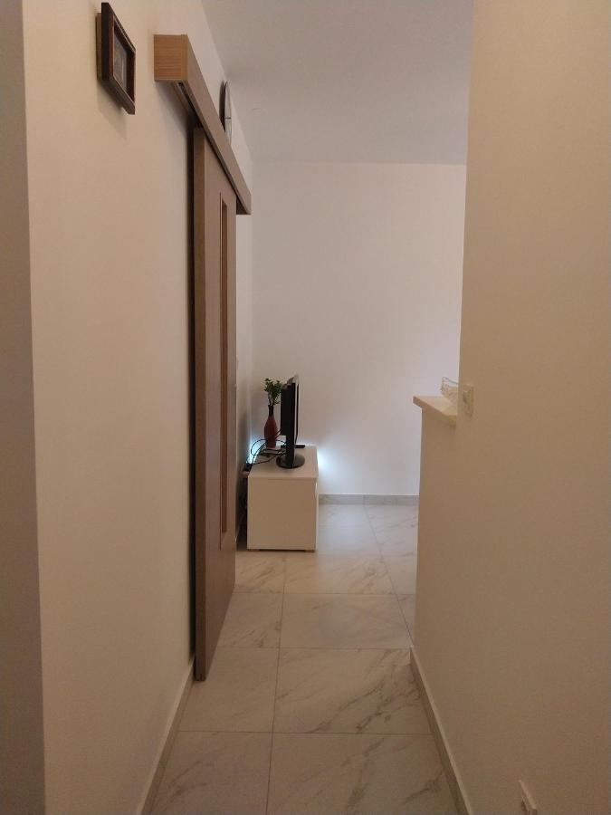 Deluxe Apartment Joia With Balcony On The Beach Bacvice, Free Parking, Old Town, Near Ferry Port Сплит Экстерьер фото